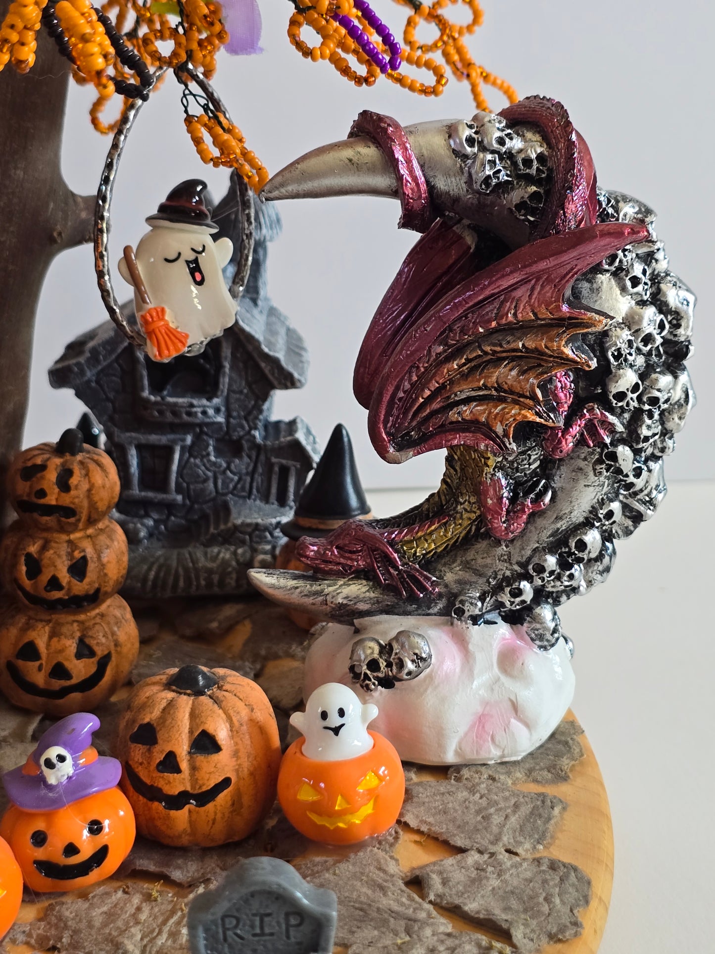 Halloween Fun Spooky Decoration. Beaded tree with Lights all over In The Tree. 15 inches round By 12 Inches Tall