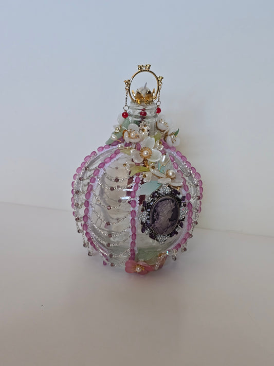 Decorative glass jar