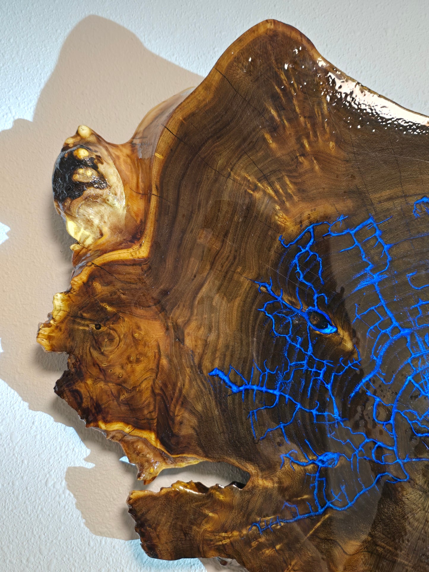 Lichtenberg tree clock in resin.