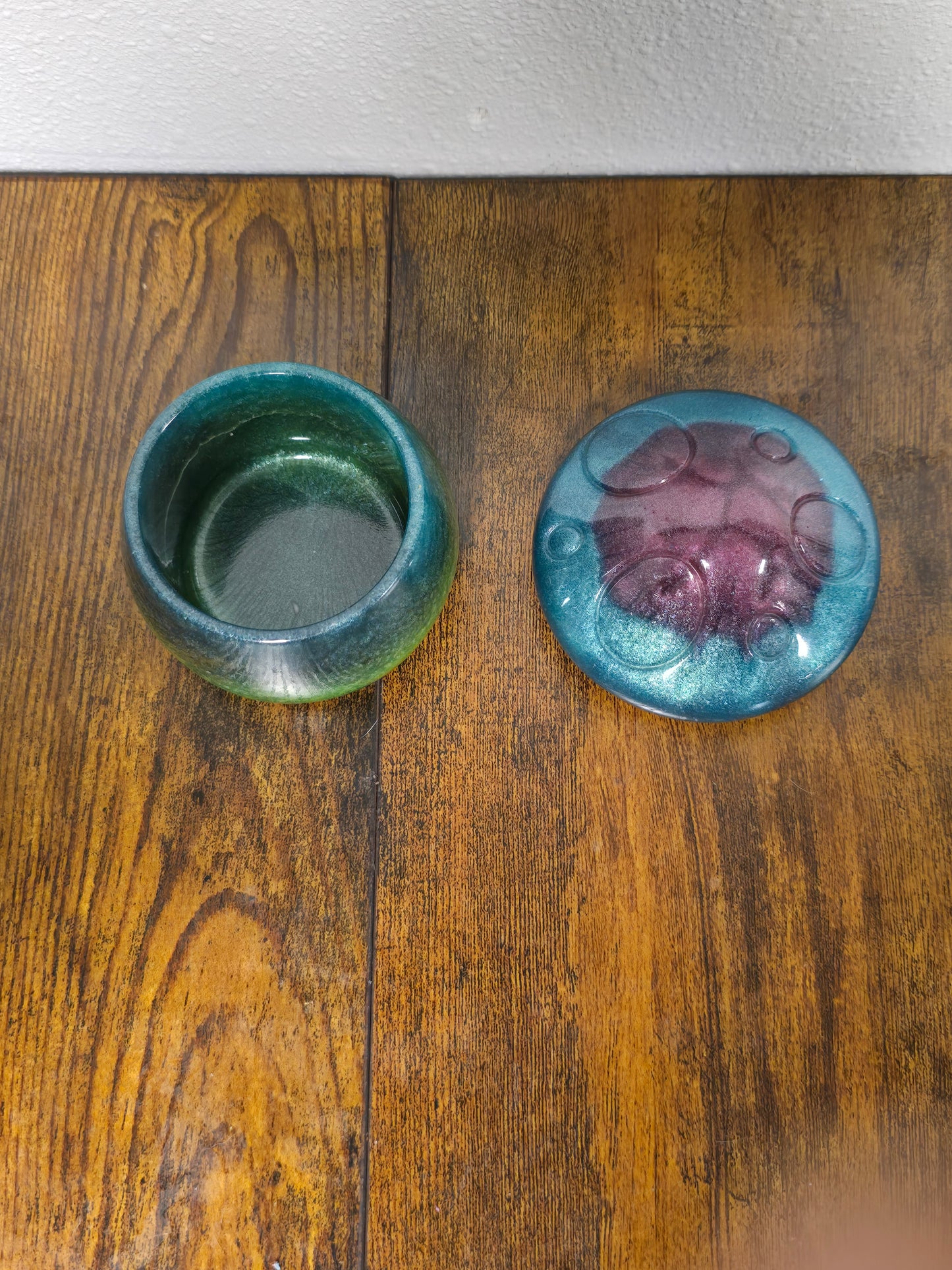 Resin Mushroom with Hollow Base for All Kinds of Storage Or Hidden Small Items.