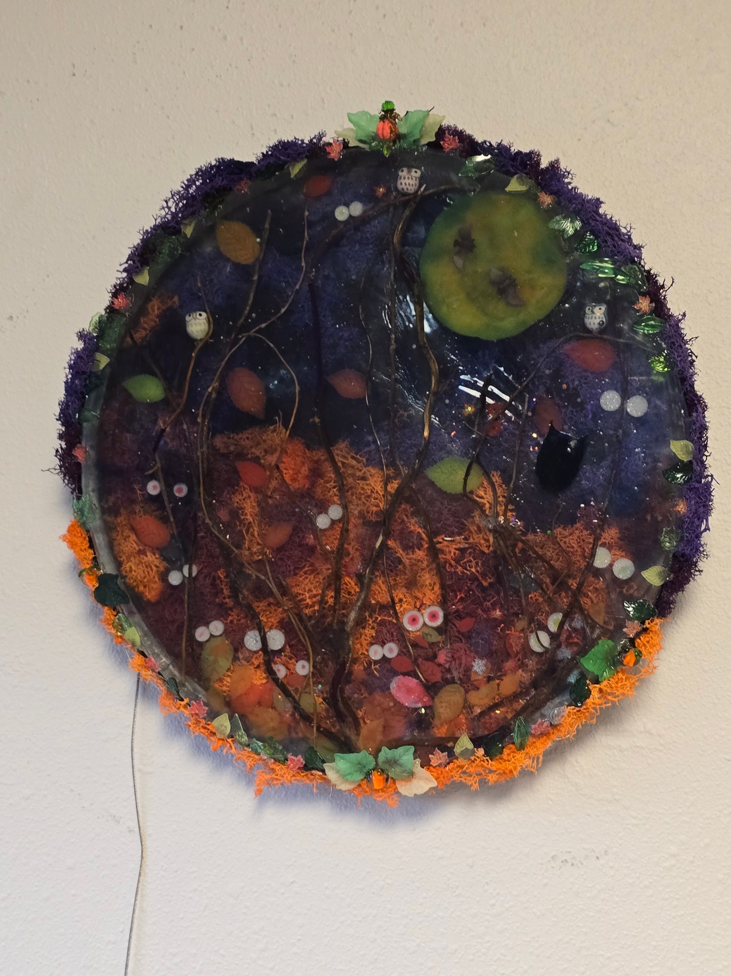 Fun Resin Glow In The Dark Halloween Wall Hanging Decor.