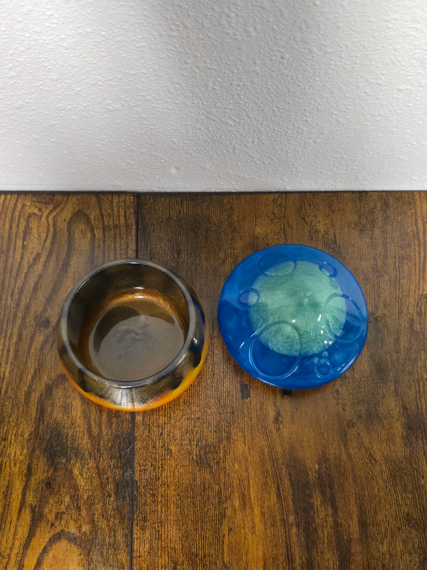 Resin Mushroom with Hollow Base for All Kinds of Storage Or Hidden Small Items.