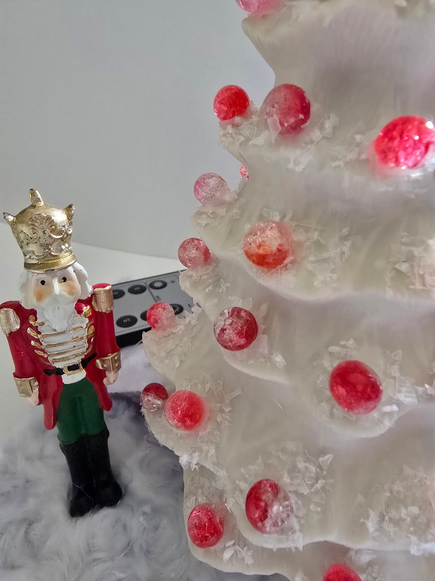 White Porcelain Christmas Tree, With Pink Lights,  And Pink Beads. 11 By 7 Inch