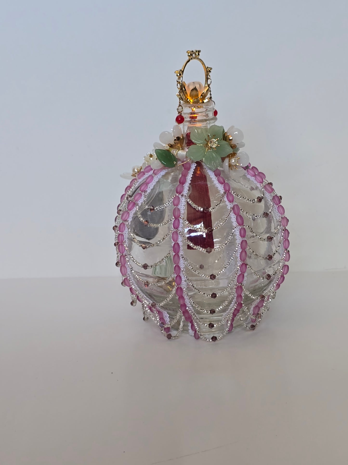 Decorative glass jar